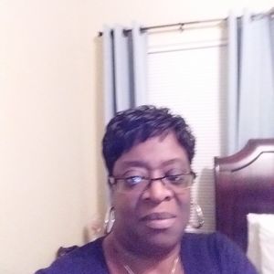 Meet your Posher, Roslyn
